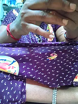 Snapshot of Tamilselviroja- chatting on August 1, 2026, 1:49 am Tamilselviroja- online show from August 1, 2026, 1:49 am
