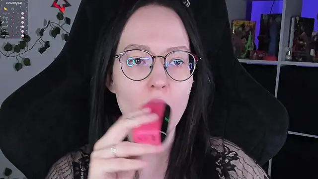 power robynn online show from October 19, 2025, 3:34 pm