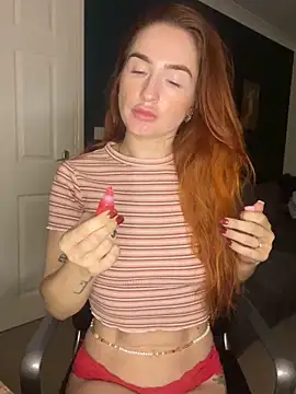 Snapshot of Cherry-L-28 chatting on November 24, 2025, 9:14 pm Cherry-L-28 online show from November 24, 2025, 9:14 pm