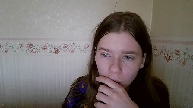 0nlyLola online show from October 24, 2025, 7:05 am