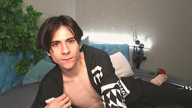 Ellis Rin online show from October 22, 2025, 10:31 pm