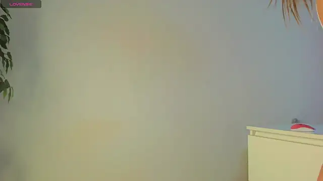 Snapshot of trixietaylor chatting on April 18, 2026, 3:49 pm trixietaylor online show from April 18, 2026, 3:49 pm