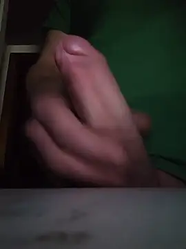 thonyx93 online show from April 17, 2026, 11:30 pm