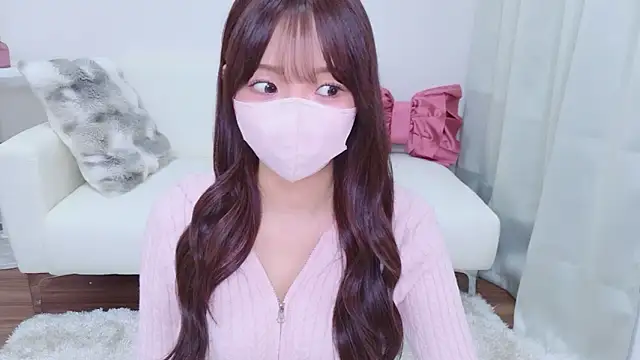 Seira  nn online show from March 4, 2026, 1:39 pm