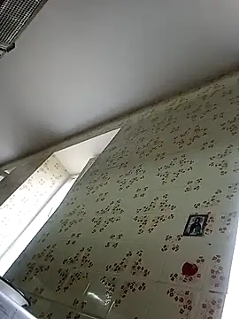 Apeesynka55211 online show from October 29, 2025, 7:21 am