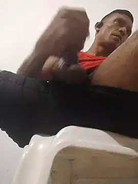 exotico2323 online show from November 3, 2025, 4:36 am