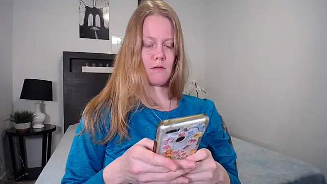 naughtyfox89 online show from March 3, 2026, 3:12 am