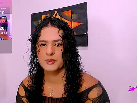 horny val  online show from December 4, 2025, 4:33 am