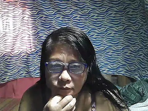 joy cute online show from October 18, 2025, 1:08 am