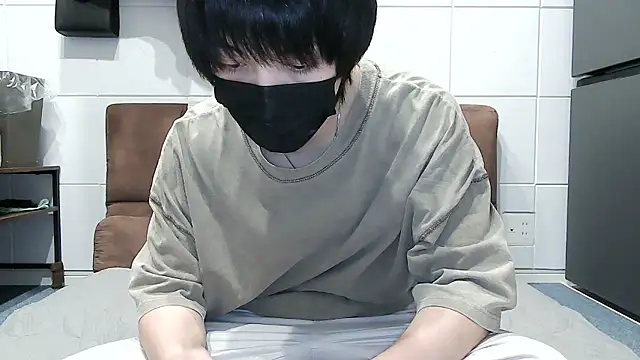 mikan kun st online show from October 27, 2025, 11:47 am