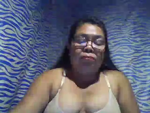 Snapshot of cris_tita chatting on June 27, 2026, 12:55 pm cris tita online show from June 27, 2026, 12:55 pm