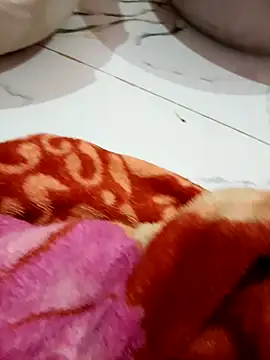 Hotty ruvi online show from October 8, 2025, 8:39 pm