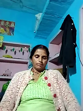 Mohni cute online show from November 17, 2025, 4:24 pm