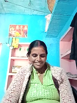 Mohni cute online show from November 20, 2025, 4:12 am