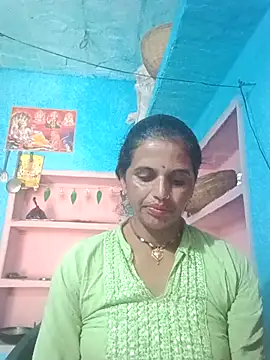 Mohni cute online show from December 4, 2025, 3:38 am