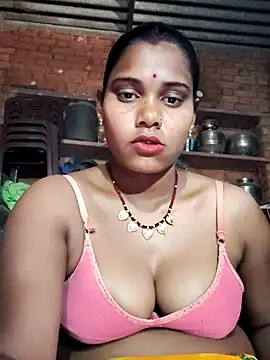 Katrina kaif143 online show from February 7, 2026, 4:38 am