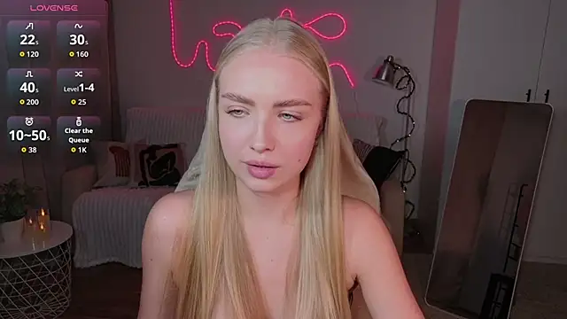 TessaGrays online show from March 2, 2026, 7:10 pm