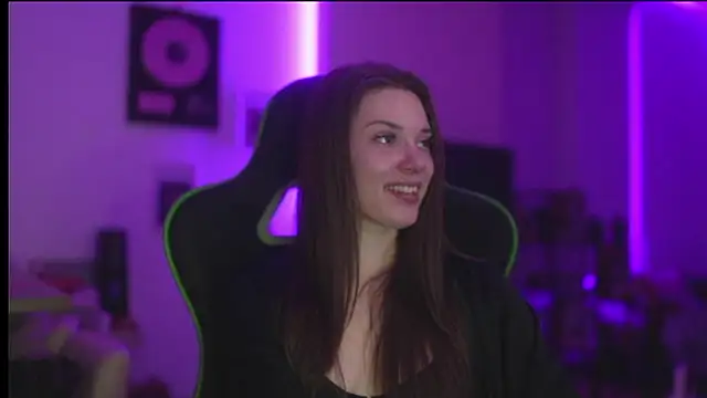 CandyStorm online show from March 11, 2026, 1:22 am