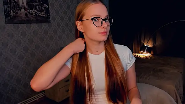 LibbyVenzeio online show from November 6, 2025, 7:09 am