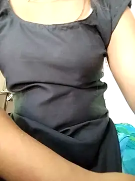 Snapshot of PEEHU-50 chatting on May 2, 2026, 2:38 am PEEHU-50 online show from May 2, 2026, 2:38 am