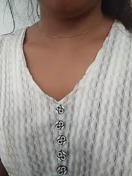 Snapshot of PEEHU-50 chatting on June 1, 2026, 2:57 am PEEHU-50 online show from June 1, 2026, 2:57 am
