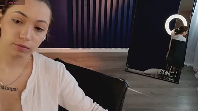 slow flower online show from April 20, 2026, 12:19 pm