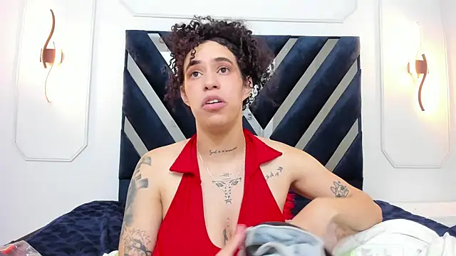 Snapshot of Annie_roselle chatting on January 5, 2026, 5:27 pm Annie roselle online show from January 5, 2026, 5:27 pm