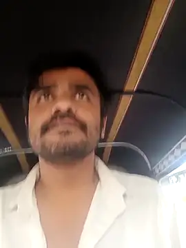 puneriboy32 online show from November 29, 2025, 11:46 am