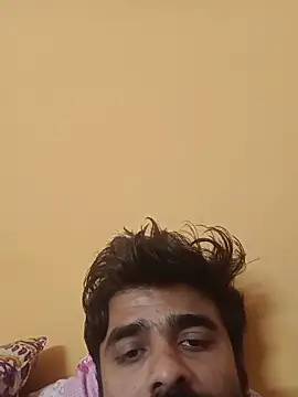 puneriboy32 online show from December 2, 2025, 7:03 am