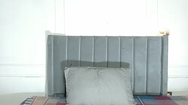 luxuryheaven 8 online show from February 6, 2026, 9:51 pm