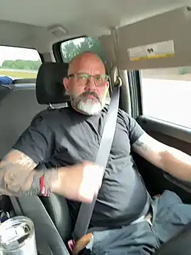 Snapshot of fuckadilf chatting on June 1, 2026, 1:02 pm fuckadilf online show from June 1, 2026, 1:02 pm