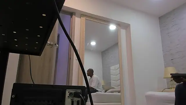 Snapshot of jax_black chatting on November 1, 2025, 7:16 pm jax black online show from November 1, 2025, 7:16 pm