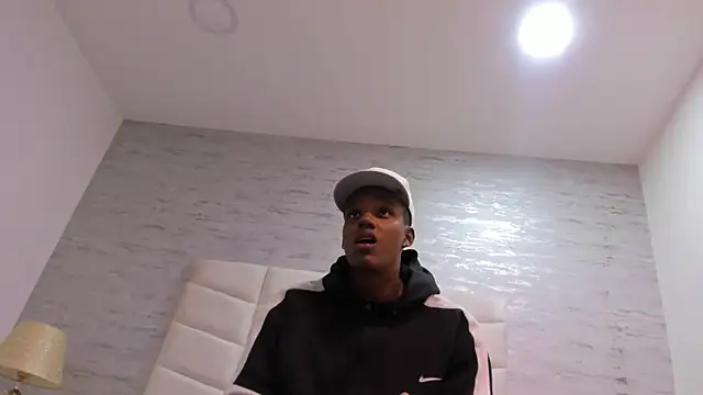 Snapshot of jax_black chatting on November 20, 2025, 7:13 pm jax black online show from November 20, 2025, 7:13 pm