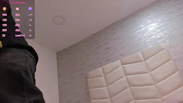 Snapshot of jax_black chatting on November 21, 2025, 7:01 pm jax black online show from November 21, 2025, 7:01 pm