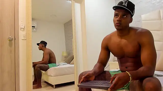 Snapshot of jax_black chatting on November 29, 2025, 7:39 pm jax black online show from November 29, 2025, 7:39 pm