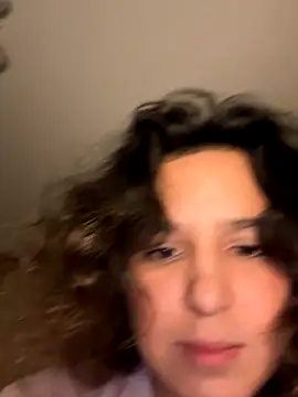 Luisaa rosee online show from October 3, 2025, 12:07 am