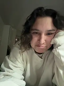 Luisaa rosee online show from December 5, 2025, 1:36 am