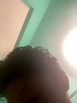 feetbooy online show from December 17, 2025, 11:55 pm