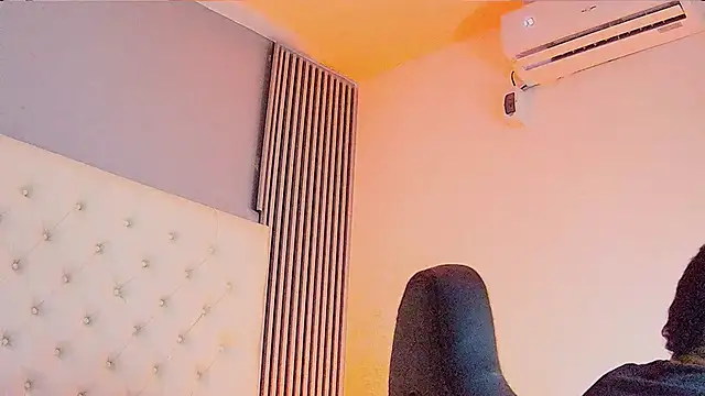 venedic bull online show from October 17, 2025, 8:44 pm