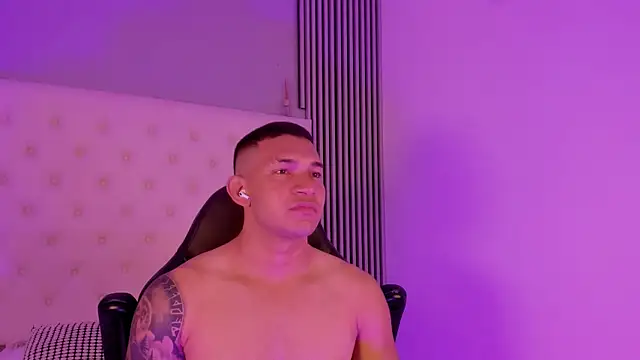 venedic bull online show from February 18, 2026, 4:08 am