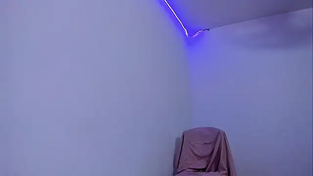 Lia0109 online show from December 20, 2025, 5:25 am