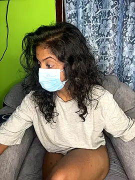 SukiyamaAsia online show from October 1, 2025, 7:20 pm