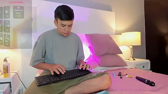 Dylan Katte online show from December 17, 2025, 3:12 am