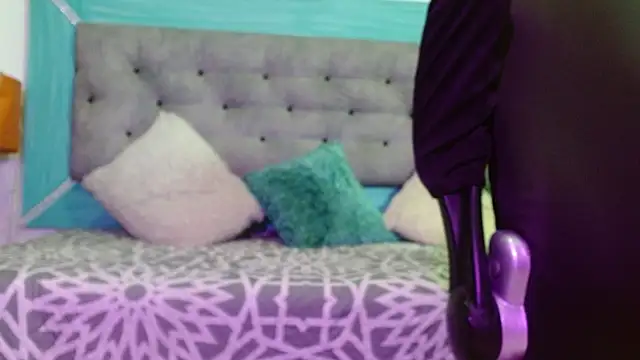 roxx iie online show from November 14, 2025, 11:24 pm