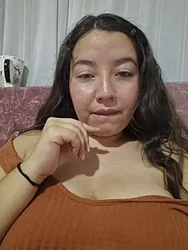 annyaparis online show from February 6, 2026, 12:26 am