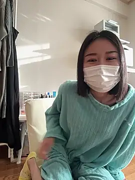 mia2 jp online show from February 23, 2026, 10:51 pm