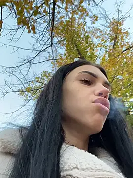 Snapshot of ilariea_girl chatting on October 26, 2025, 4:02 pm ilariea girl online show from October 26, 2025, 4:02 pm