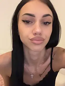 Snapshot of ilariea_girl chatting on November 2, 2025, 10:56 pm ilariea girl online show from November 2, 2025, 10:56 pm