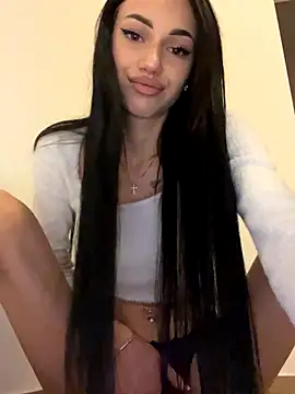 Snapshot of ilariea_girl chatting on November 9, 2025, 9:35 pm ilariea girl online show from November 9, 2025, 9:35 pm