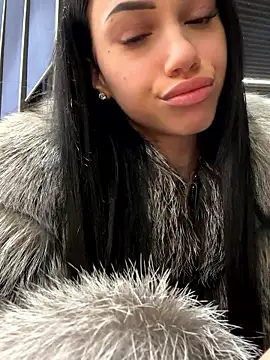 ilariea girl online show from January 18, 2026, 5:39 pm